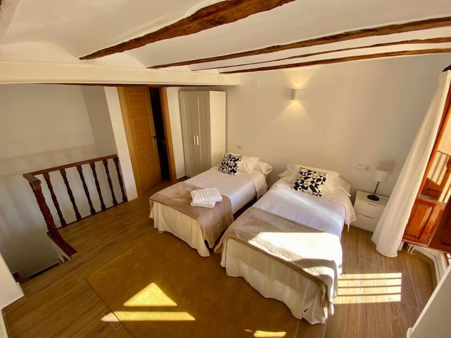 רקואנה Villa Sol Casa Con Cueva Privada Y Vistas A La Iglesia מראה חיצוני תמונה
