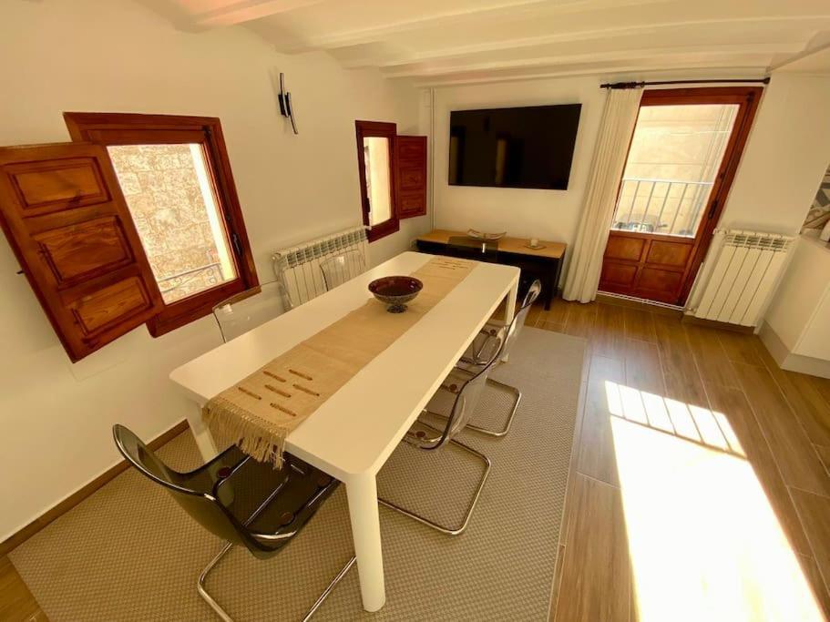 רקואנה Villa Sol Casa Con Cueva Privada Y Vistas A La Iglesia מראה חיצוני תמונה